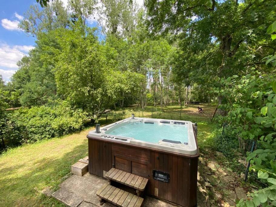 Willa Magnifique Moulin Proche Chablis, Jacuzzi Et Riviere Annay-sur-Serein Zewnętrze zdjęcie